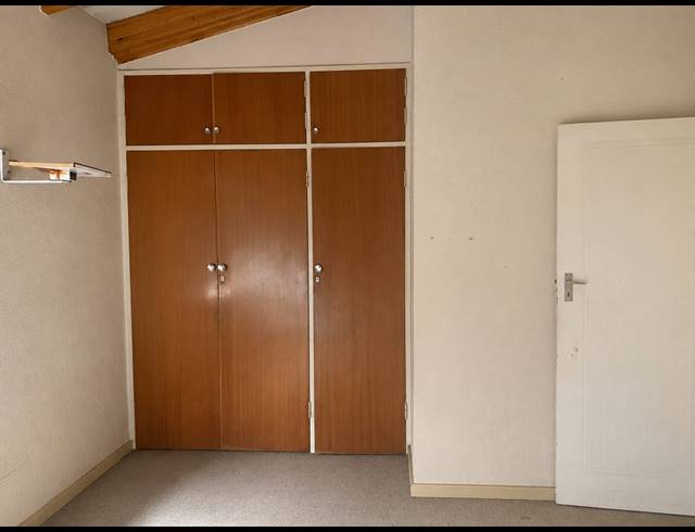 3 BEDROOM APARTMENT FOR SALE IN VEREENIGING CENTRAL